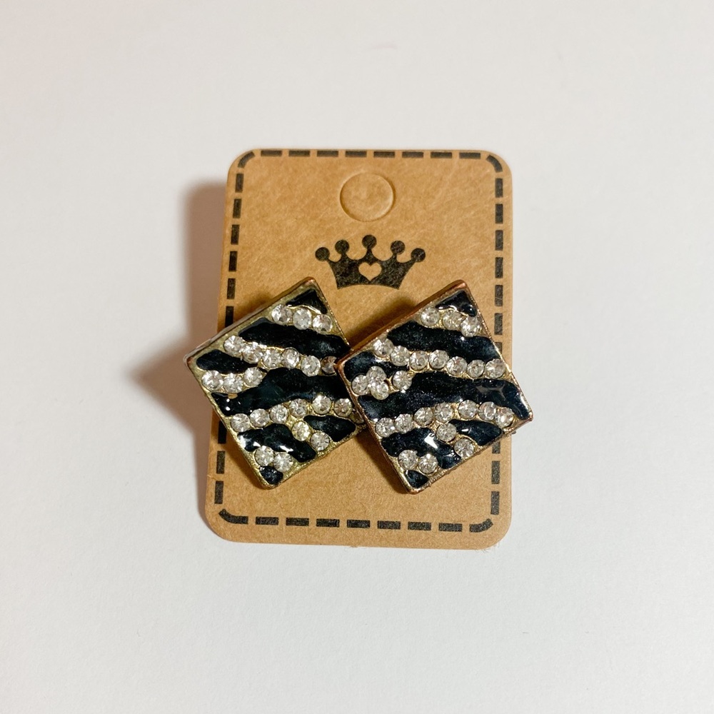 Gorgeous Zebra Print Rhinestone Studs - Picture 1 of 2